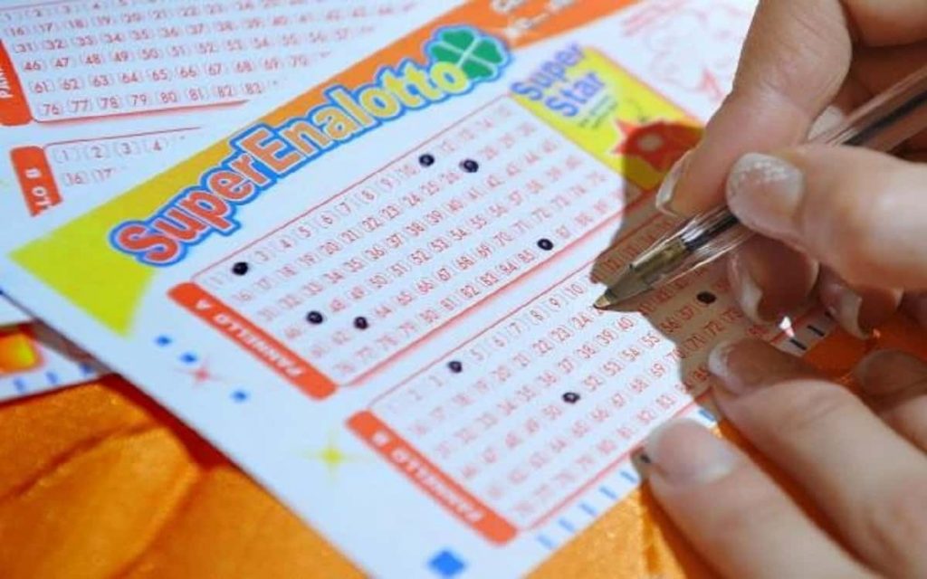 Guide To Playing SuperEnalotto Lottery In India 2019