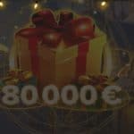 Three gift boxes and a sign reading "80 000 €" in a Christmas lamp-lit winter's night setting.